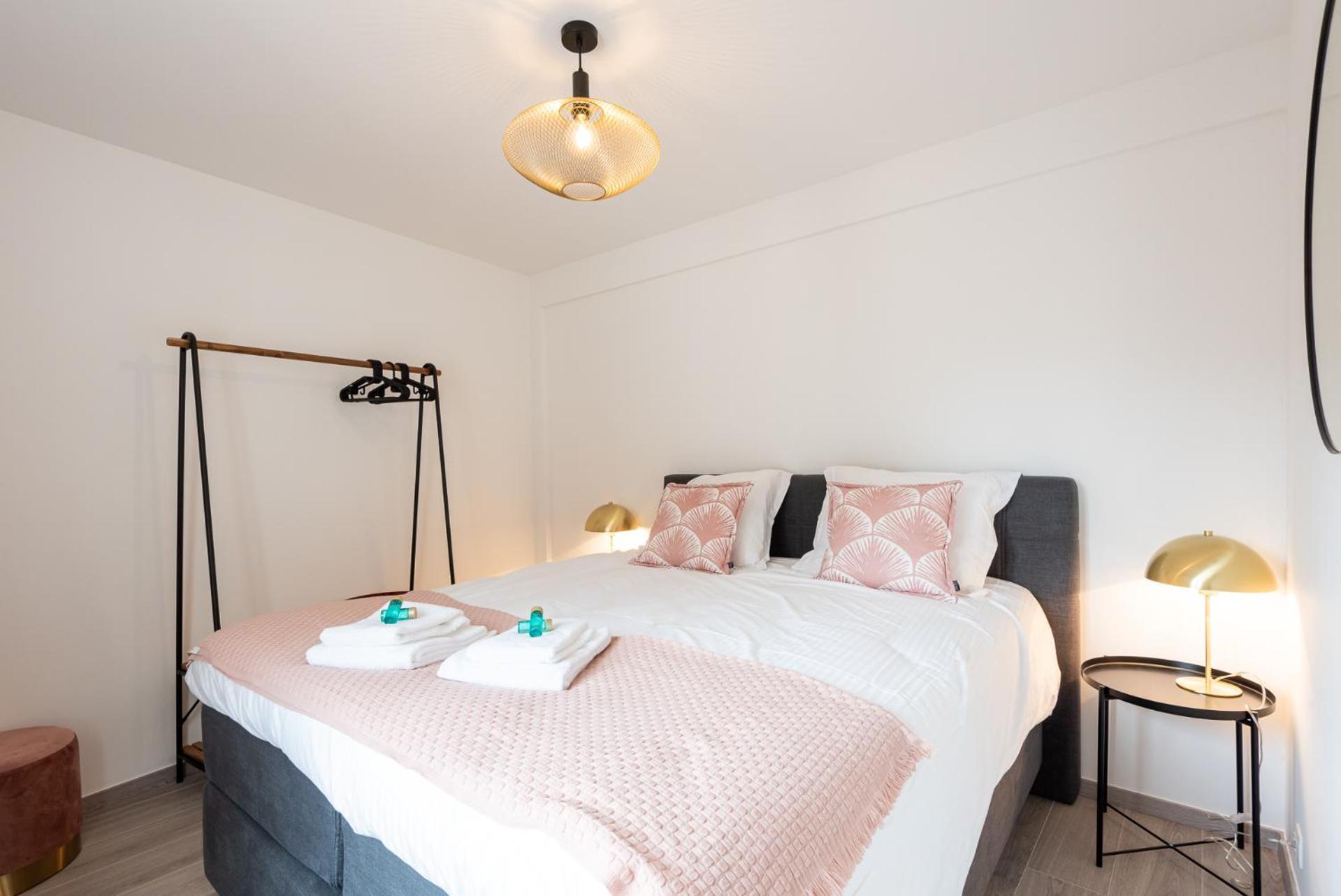 Spacious Penthouse For 8 People In The City Centre Ostende Kültér fotó